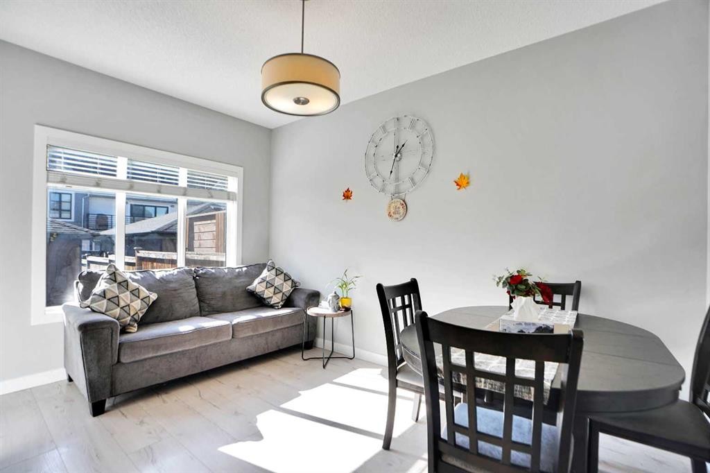 1322 Walden Drive Se, Calgary, AB - Indoor Photo Showing Other Room