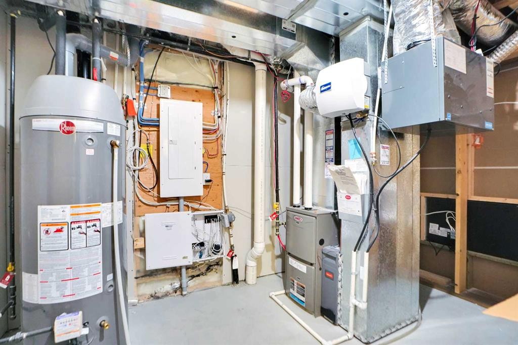 1322 Walden Drive Se, Calgary, AB - Indoor Photo Showing Basement