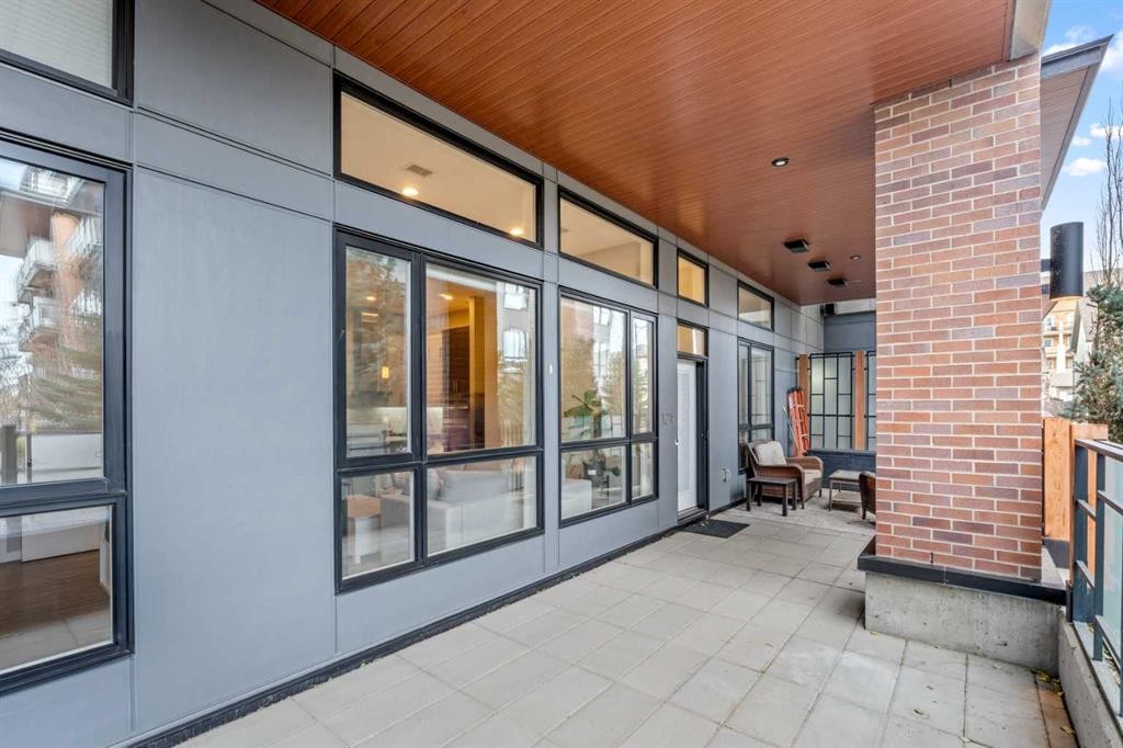 124 Mahogany Centre Se, Calgary, AB - Outdoor With Exterior