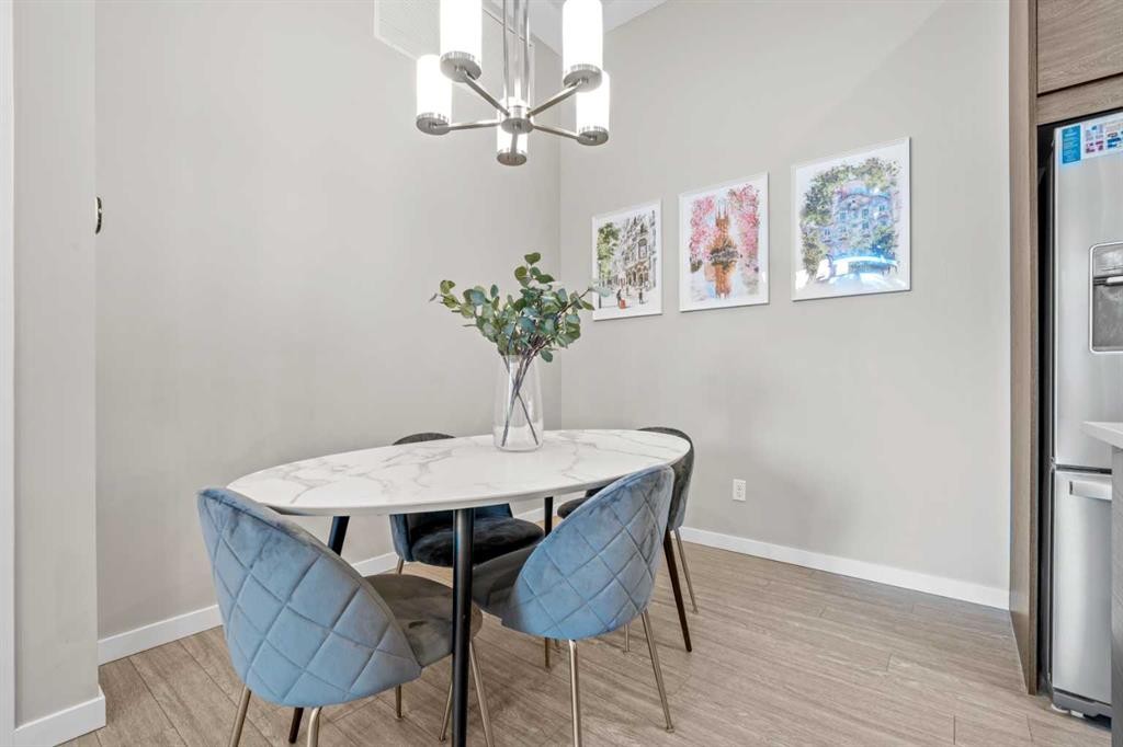 124 Mahogany Centre Se, Calgary, AB - Indoor Photo Showing Dining Room