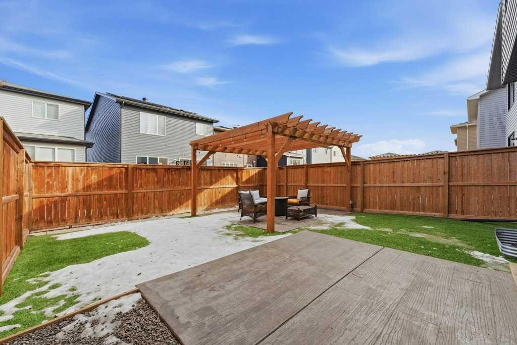 34 Walgrove Link Se, Calgary, AB - Outdoor