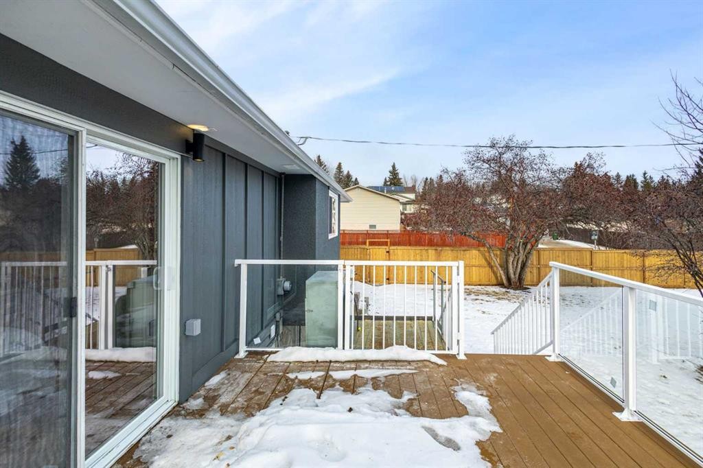198 Silver Brook Road Nw, Calgary, AB - Outdoor With Deck Patio Veranda With Exterior