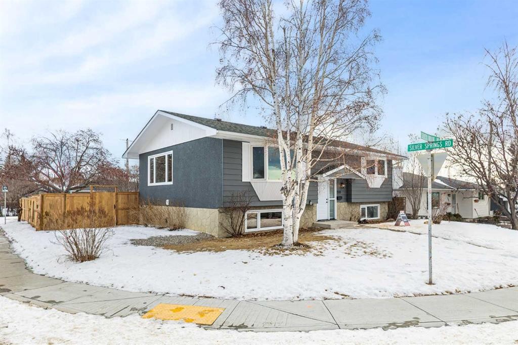 198 Silver Brook Road Nw, Calgary, AB - Outdoor
