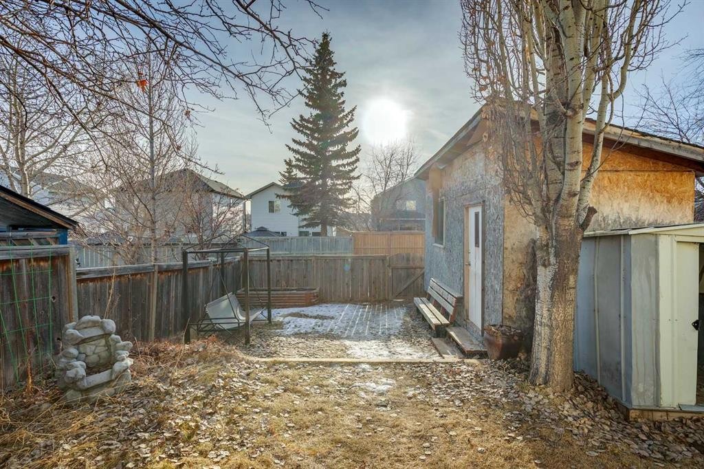 47 Covewood Park Ne, Calgary, AB - Outdoor