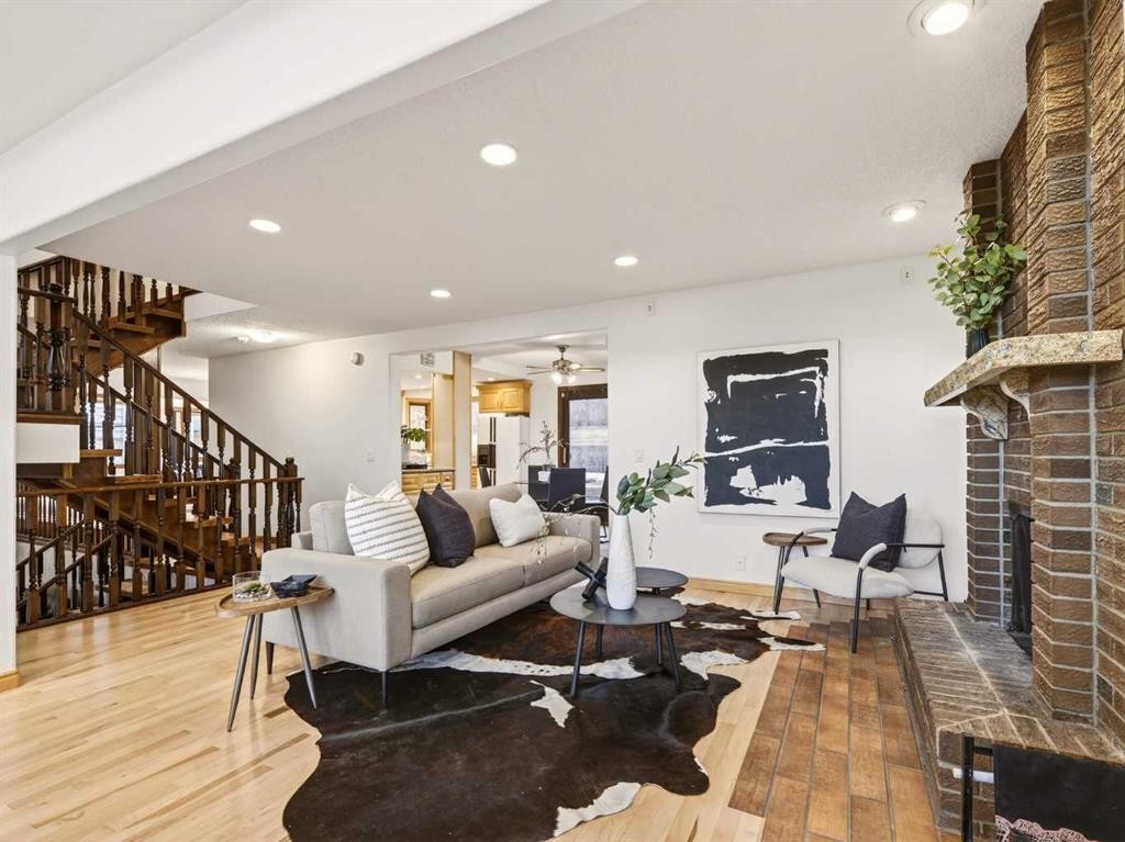 511 Ranch Estates Place Nw, Calgary, AB - Indoor Photo Showing Other Room