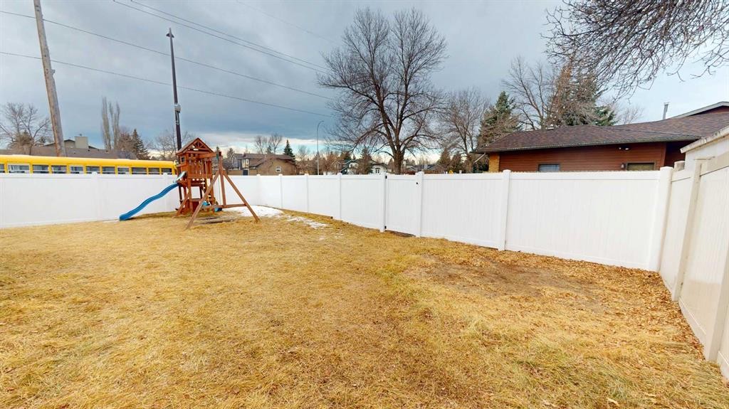 84 Sunmount Road Se, Calgary, AB - Outdoor