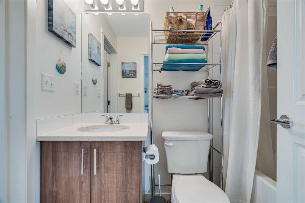 3209-215 Legacy Boulevard Se, Calgary, AB - Indoor Photo Showing Bathroom