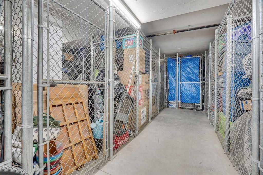 3209-215 Legacy Boulevard Se, Calgary, AB - Indoor With Storage