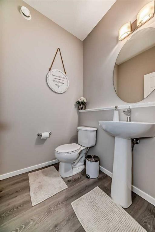 17 Walgrove Manor Se, Calgary, AB - Indoor Photo Showing Bathroom