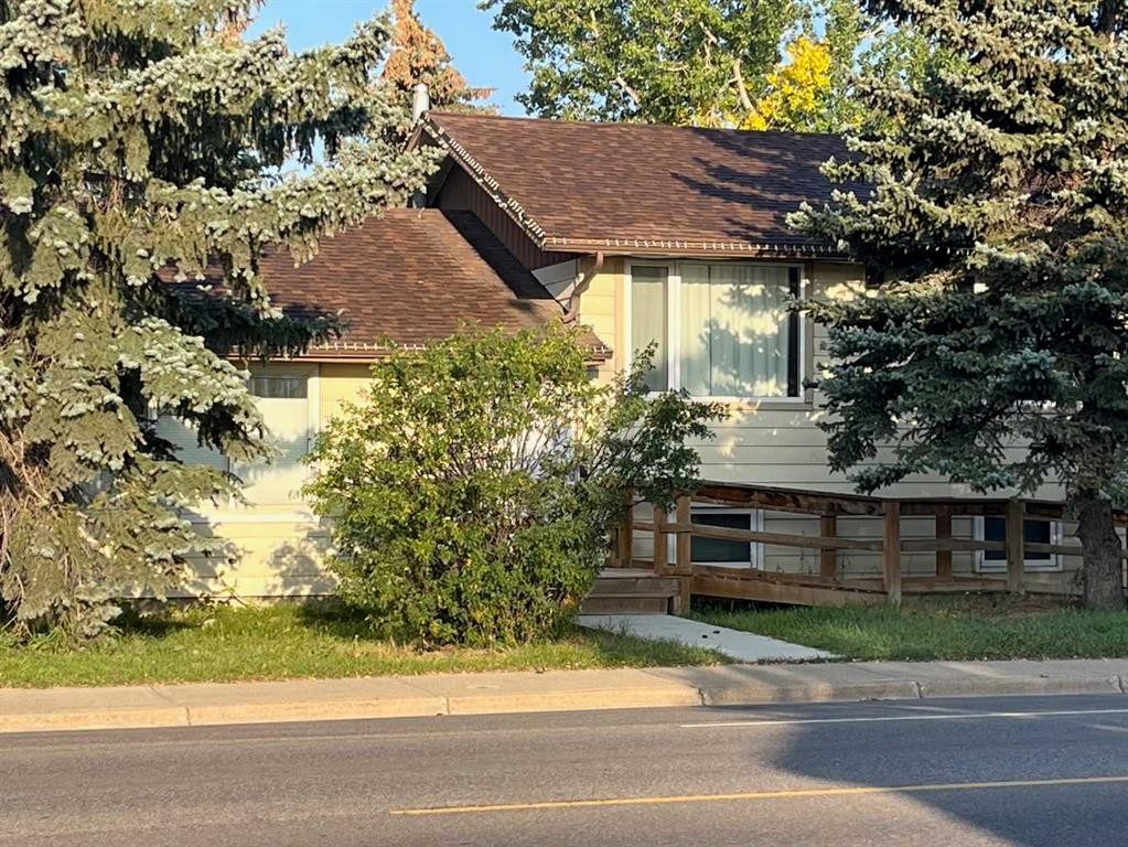 309 Main Street Nw, Airdrie, AB