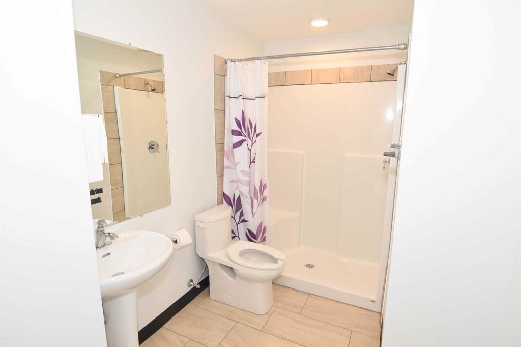 309 Main Street Nw, Airdrie, AB