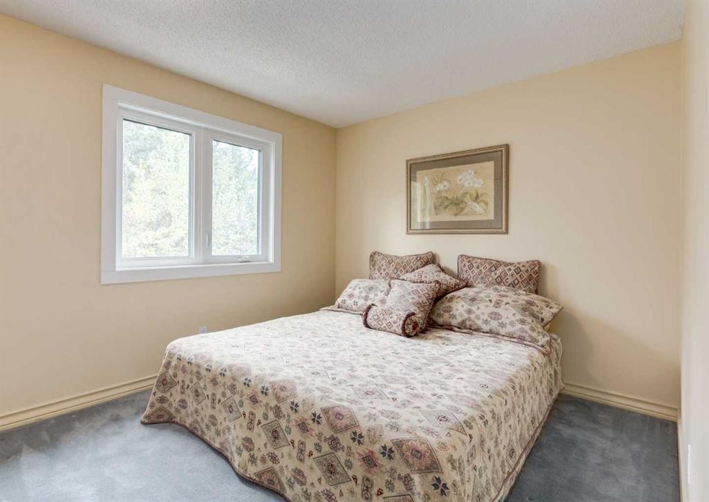164 Hawksbrow Drive Nw, Calgary, AB - Indoor Photo Showing Bedroom