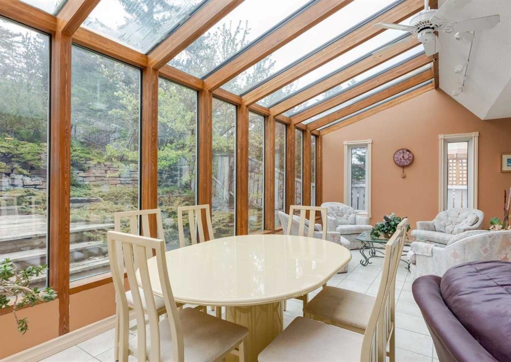 164 Hawksbrow Drive Nw, Calgary, AB - Indoor