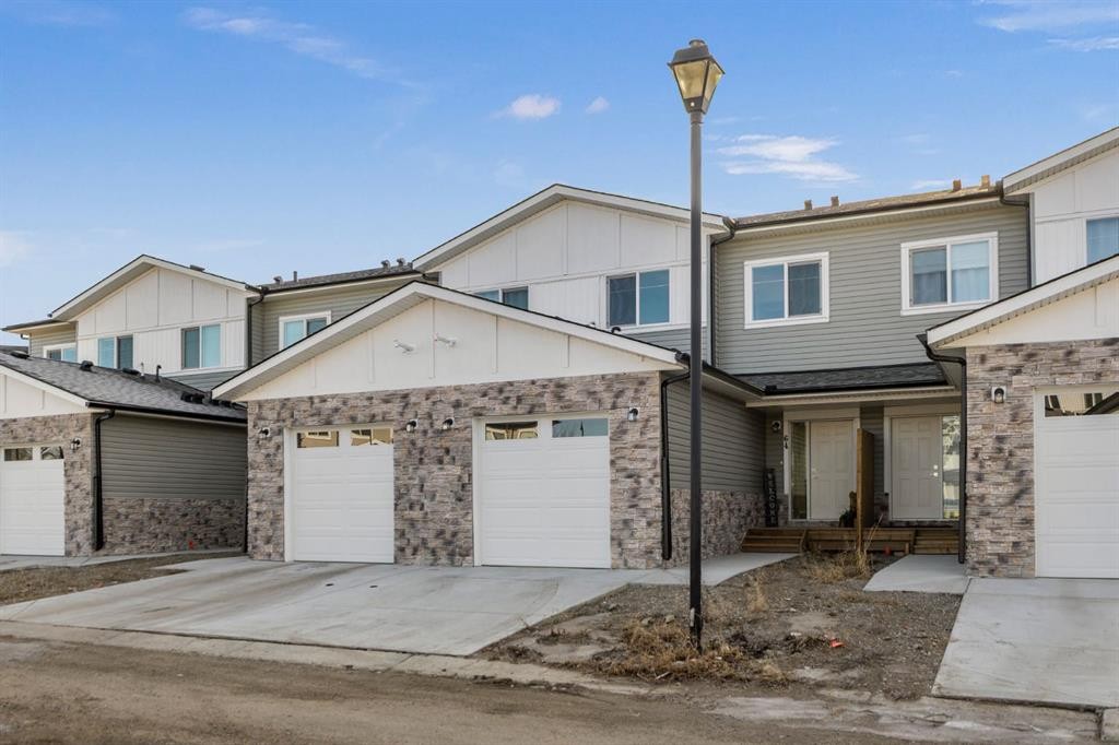 64-351 Monteith Drive Se, High River, AB - Outdoor With Facade