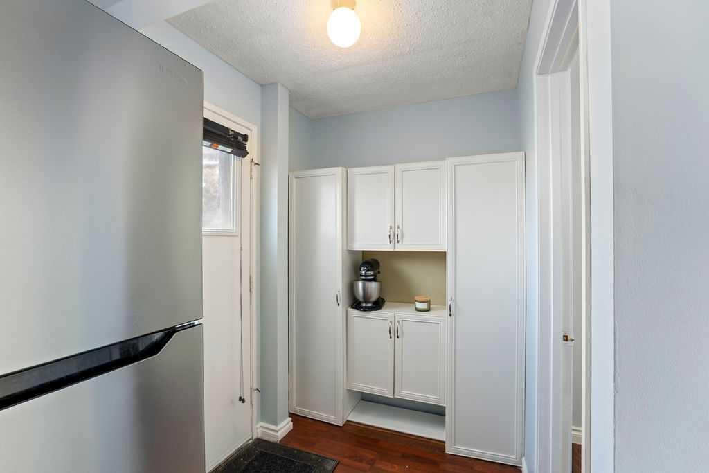 74 Castledale Way Ne, Calgary, AB - Indoor Photo Showing Other Room