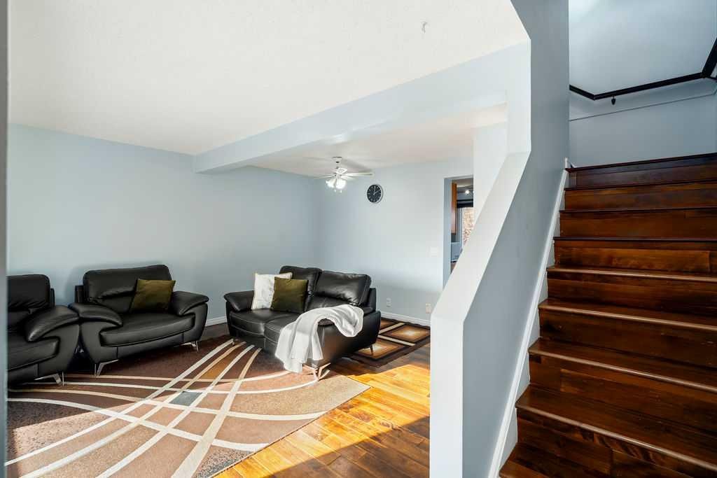 74 Castledale Way Ne, Calgary, AB - Indoor Photo Showing Other Room