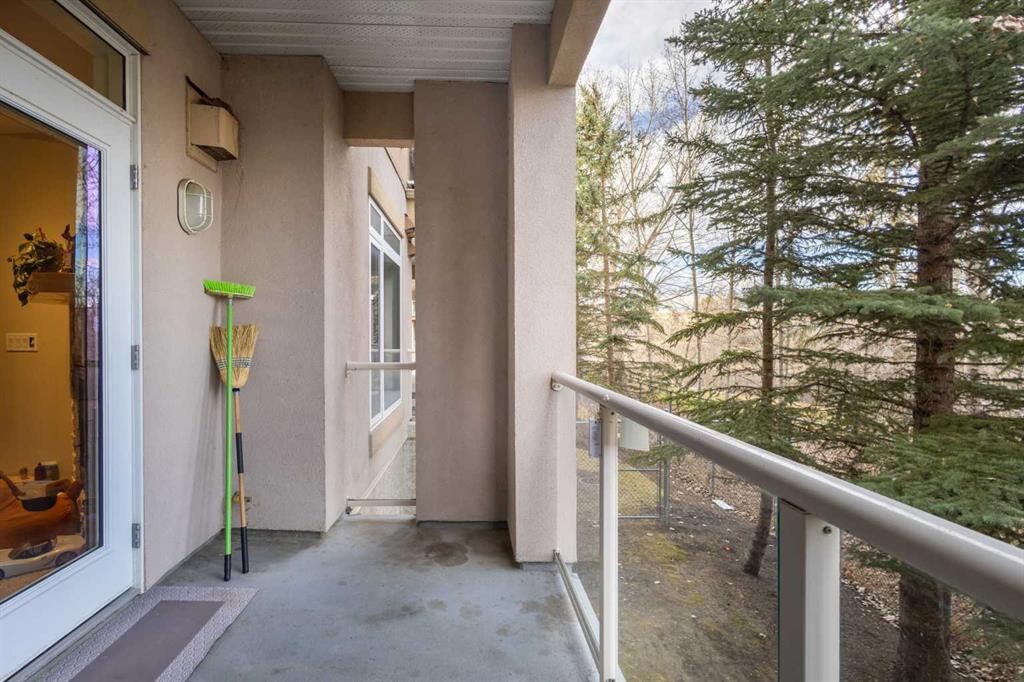 8103-14 Hemlock Crescent Sw, Calgary, AB - Outdoor With Balcony With Exterior