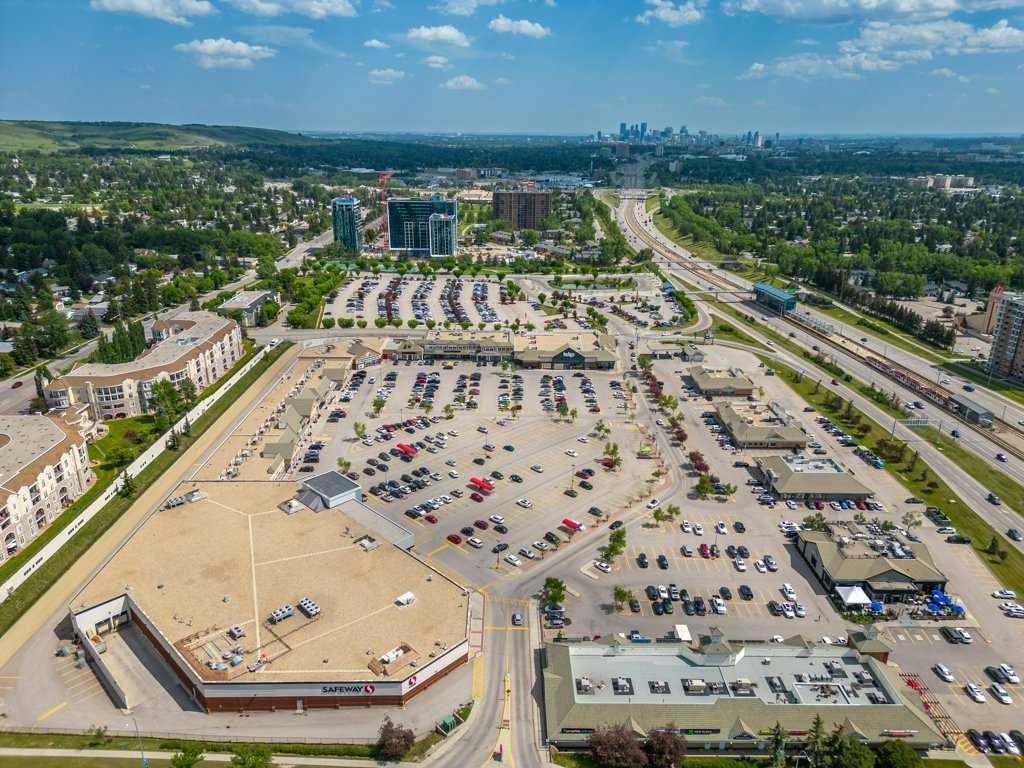 5813 Dalcastle Crescent Nw, Calgary, AB - Outdoor With View