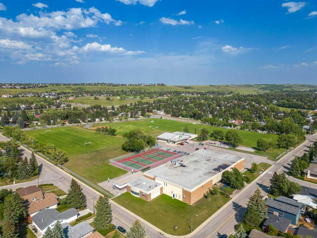 5813 Dalcastle Crescent Nw, Calgary, AB - Outdoor With View