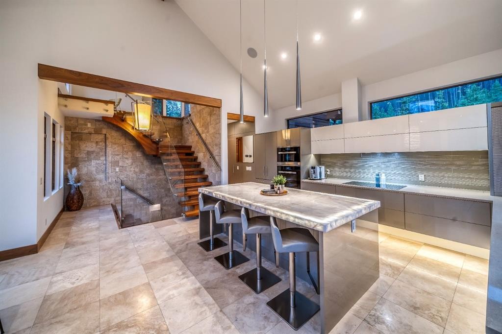 118 Cairns Landing, Canmore, AB - Indoor Photo Showing Kitchen
