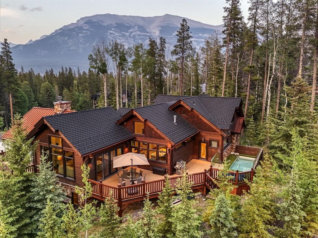 118 Cairns Landing, Canmore, AB - Outdoor