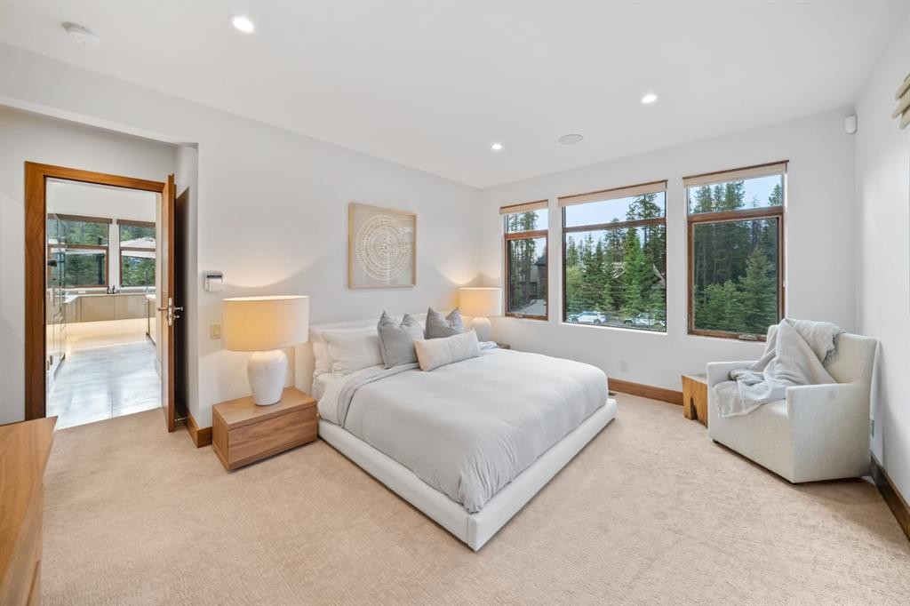 118 Cairns Landing, Canmore, AB - Indoor Photo Showing Bedroom