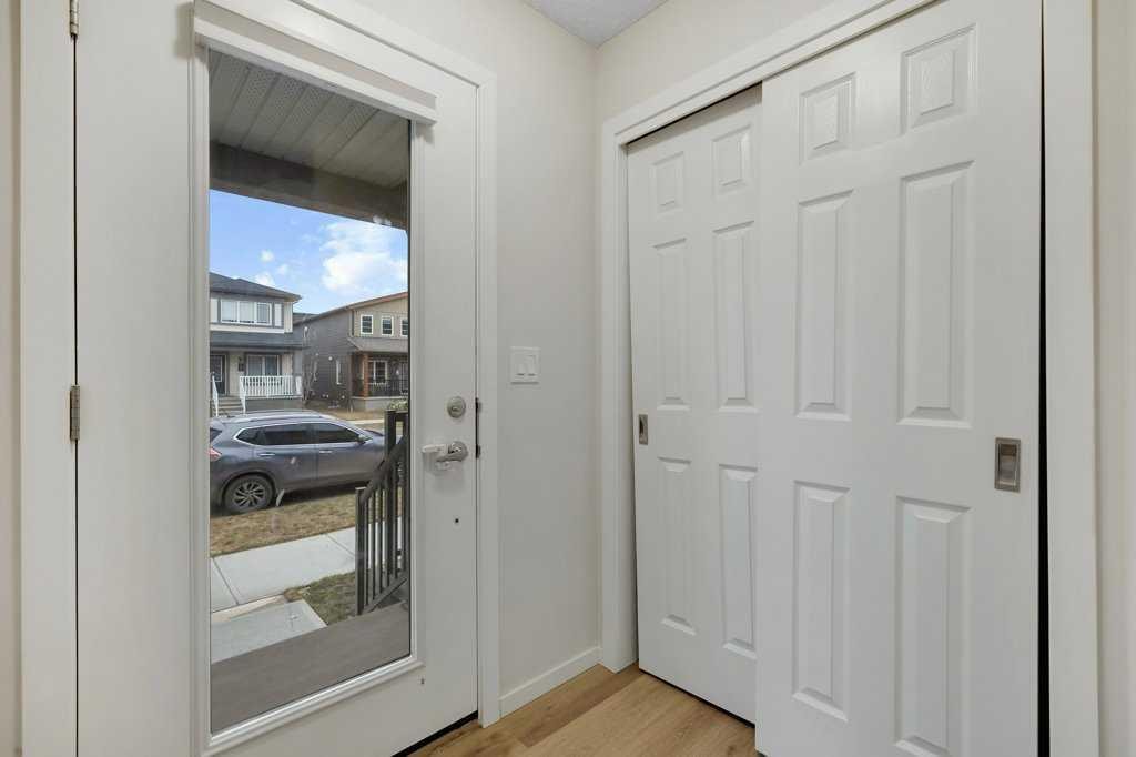 1465 148 Avenue Nw, Calgary, AB - Indoor Photo Showing Other Room