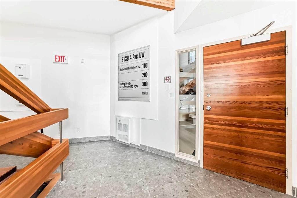 200-2139 4 Avenue Nw, Calgary, AB