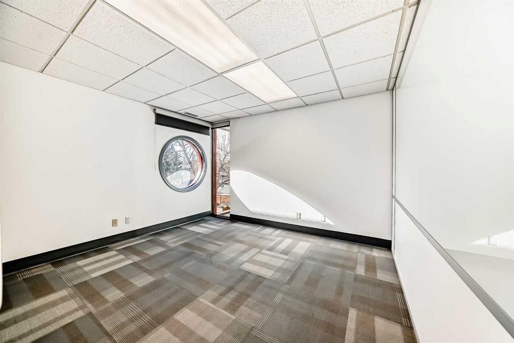 200-2139 4 Avenue Nw, Calgary, AB