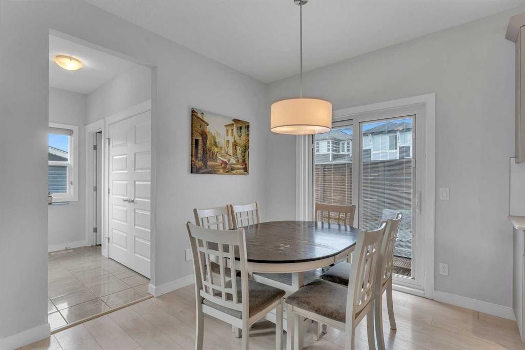 7 Corner Meadows Common Ne, Calgary, AB - Indoor Photo Showing Dining Room