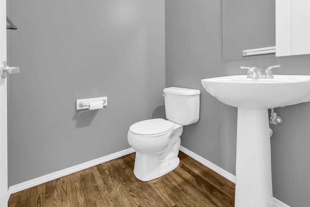 66 Skyview Shores Terrace Ne, Calgary, AB - Indoor Photo Showing Bathroom