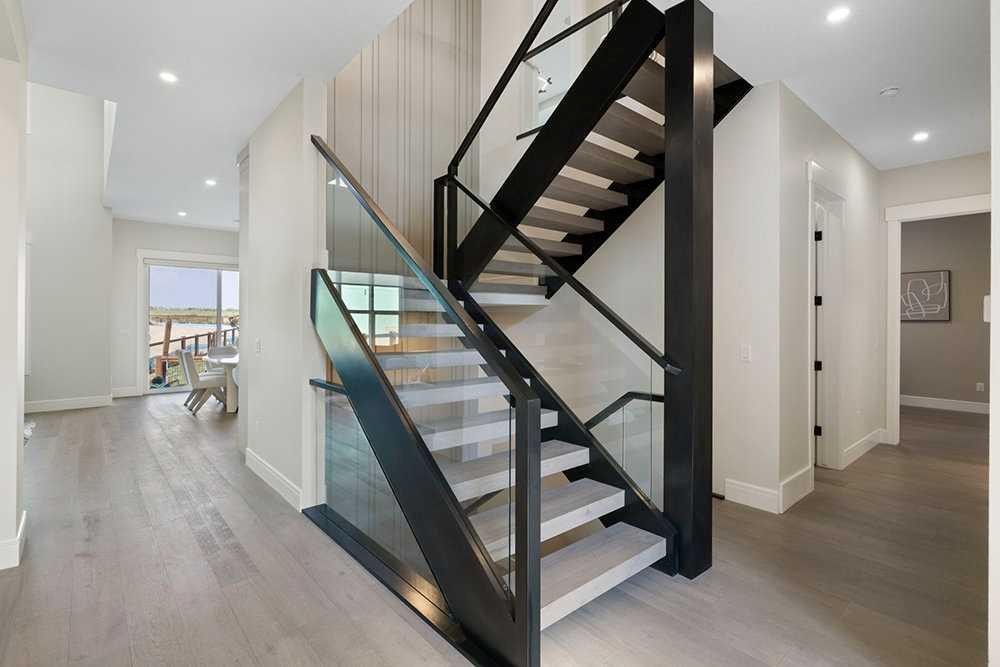 301 Limestone Bay, Balzac, AB - Indoor Photo Showing Other Room