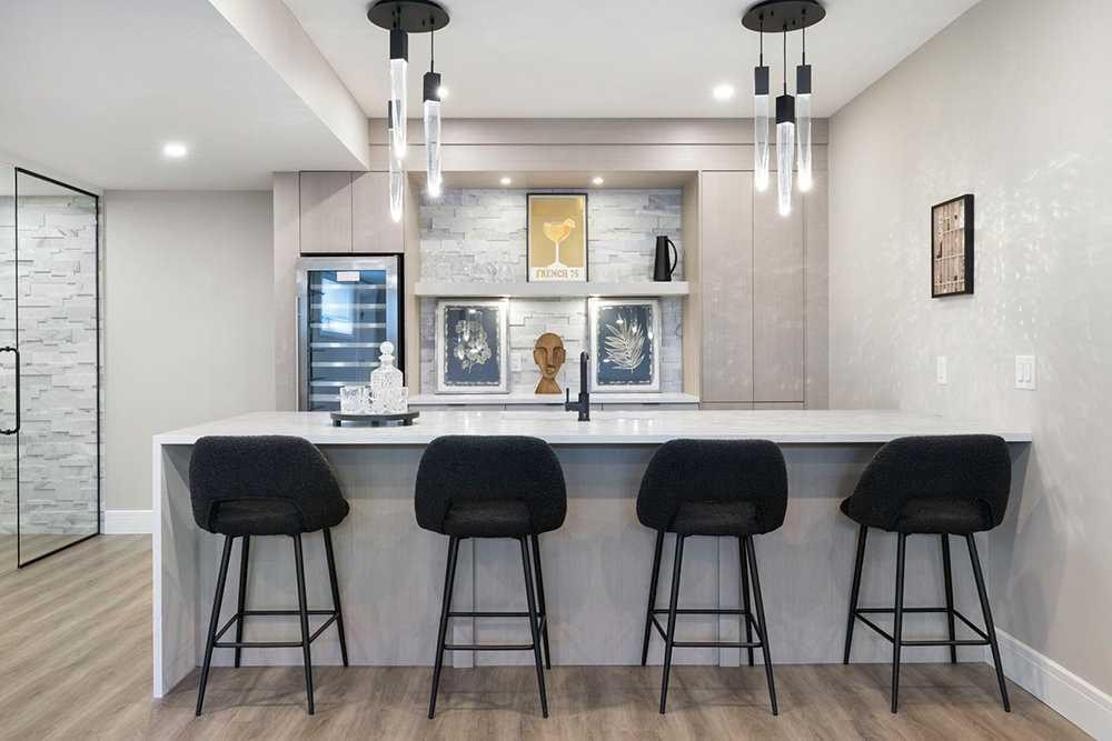 301 Limestone Bay, Balzac, AB - Indoor Photo Showing Kitchen With Upgraded Kitchen