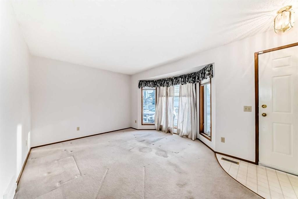 108-1 Aberdeen Way, Stony Plain, AB - Indoor Photo Showing Other Room