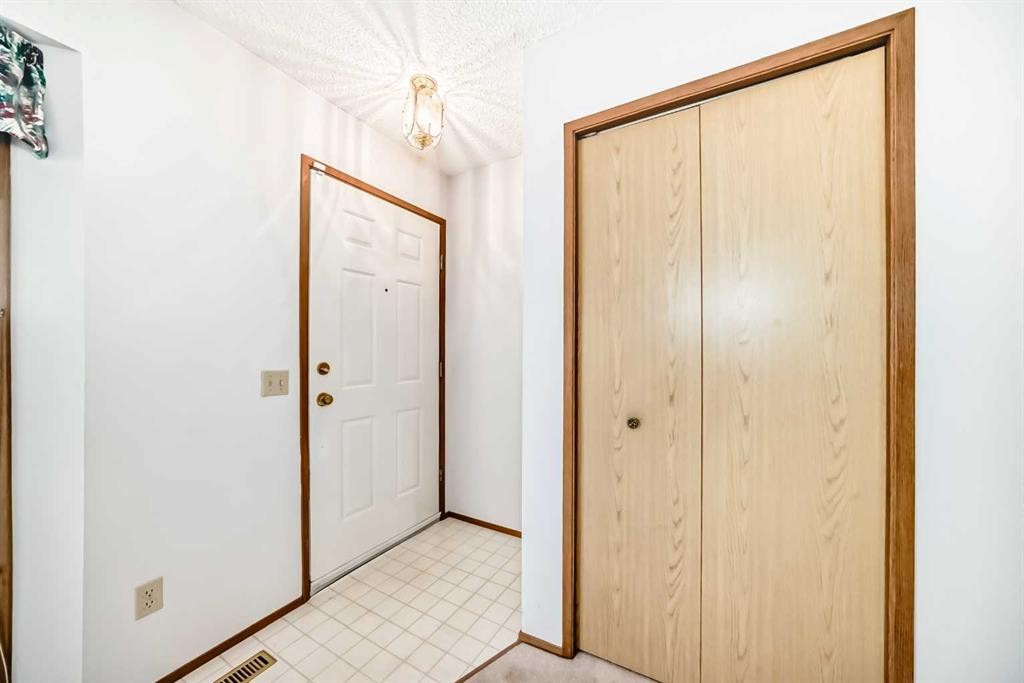 108-1 Aberdeen Way, Stony Plain, AB - Indoor Photo Showing Other Room