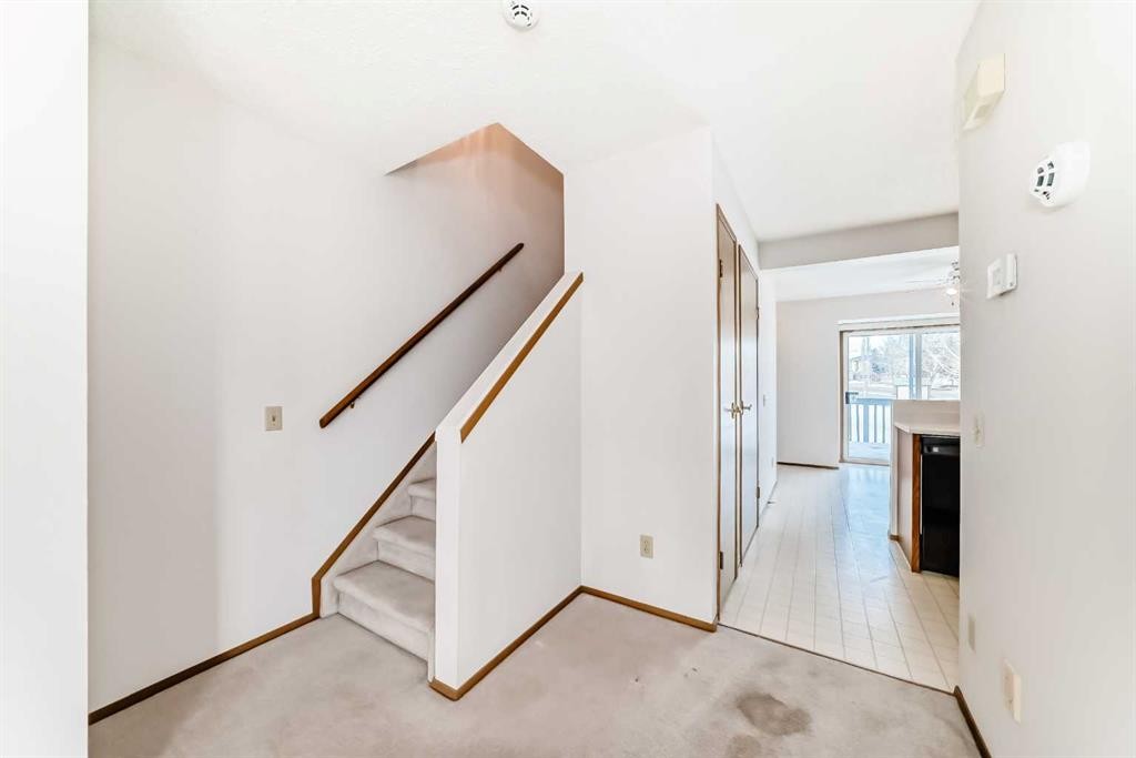 108-1 Aberdeen Way, Stony Plain, AB - Indoor Photo Showing Other Room