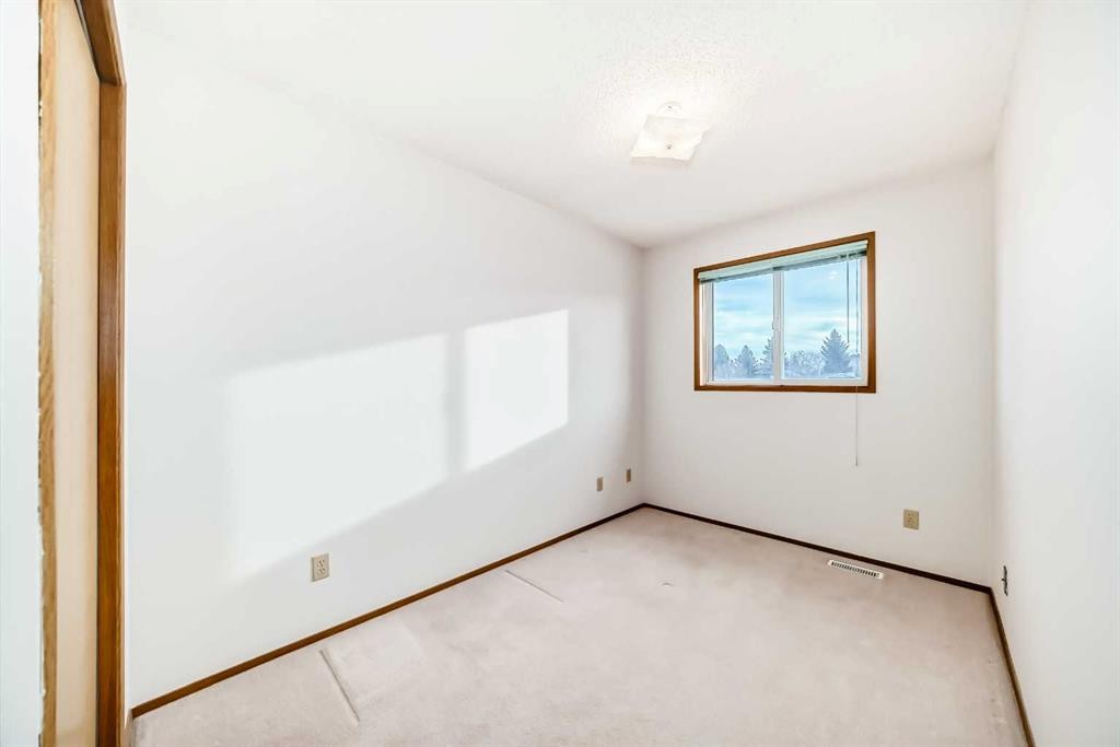 108-1 Aberdeen Way, Stony Plain, AB - Indoor Photo Showing Other Room