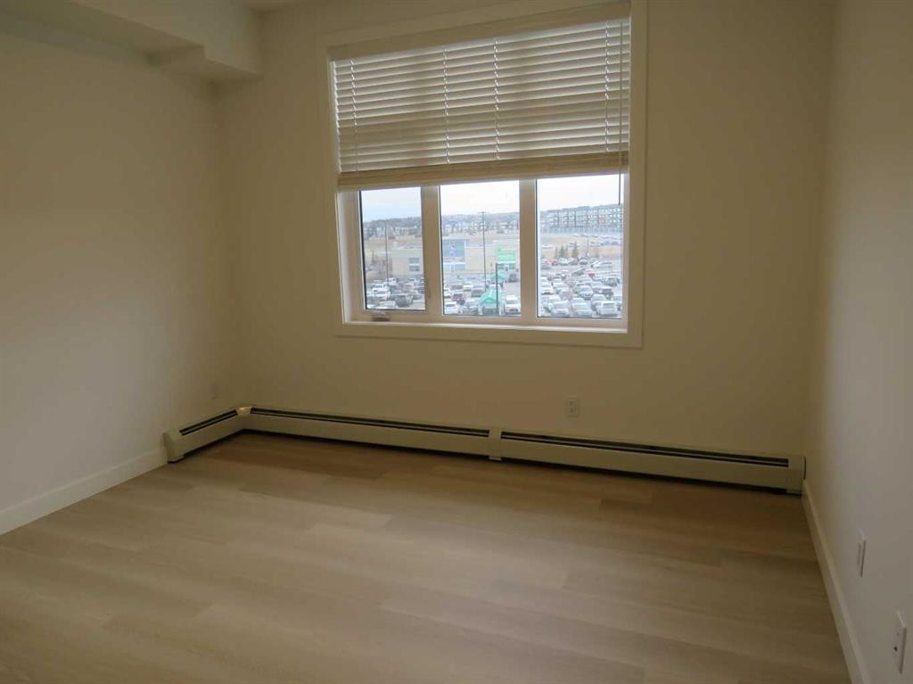 403-70 Sage Hill Walk Nw, Calgary, AB - Indoor Photo Showing Other Room