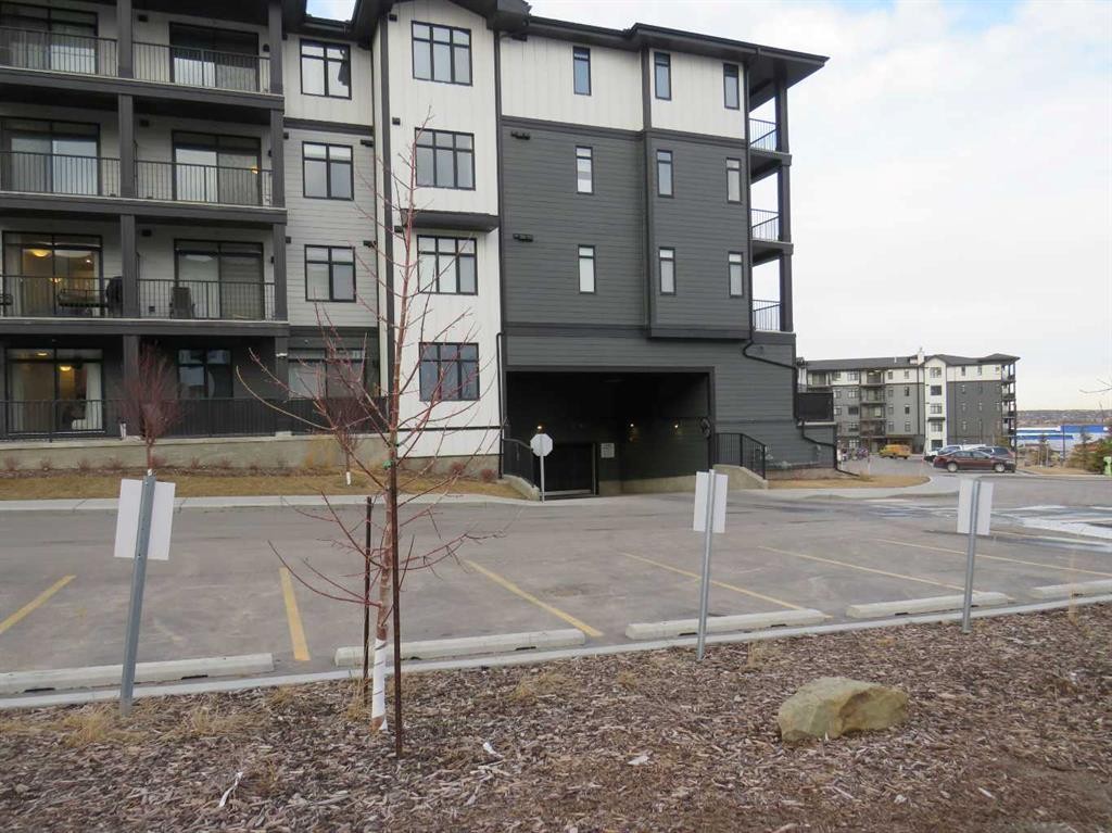 403-70 Sage Hill Walk Nw, Calgary, AB - Outdoor With Balcony With Facade