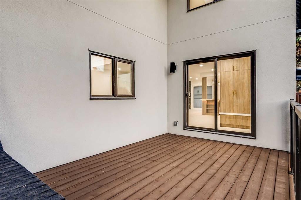 116 Deer Run Close Se, Calgary, AB - With Exterior