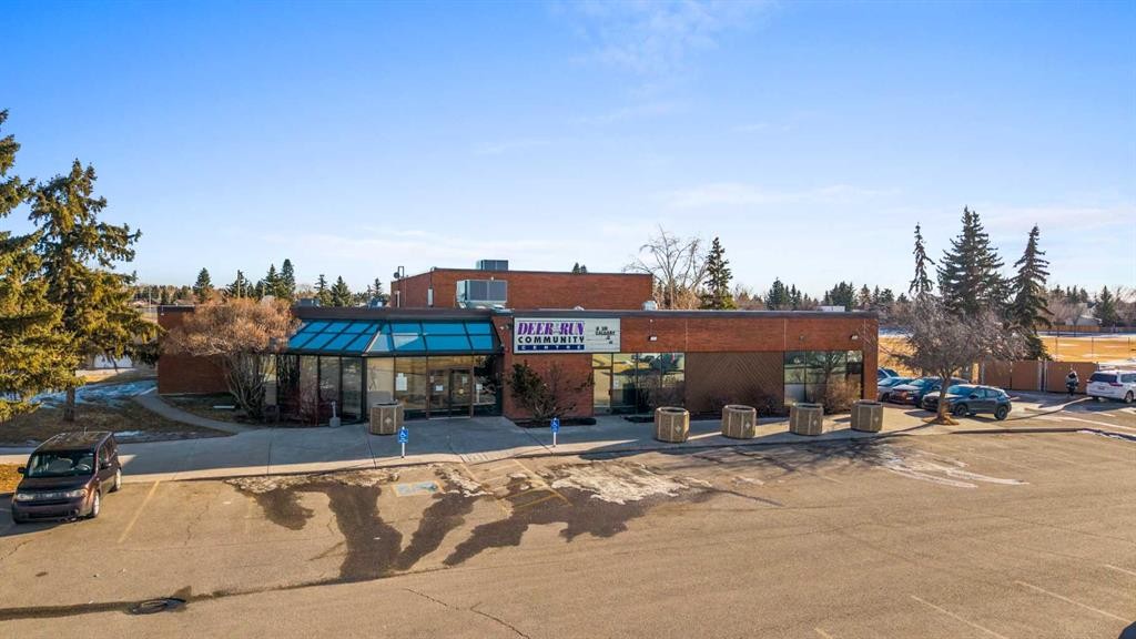 116 Deer Run Close Se, Calgary, AB - Outdoor