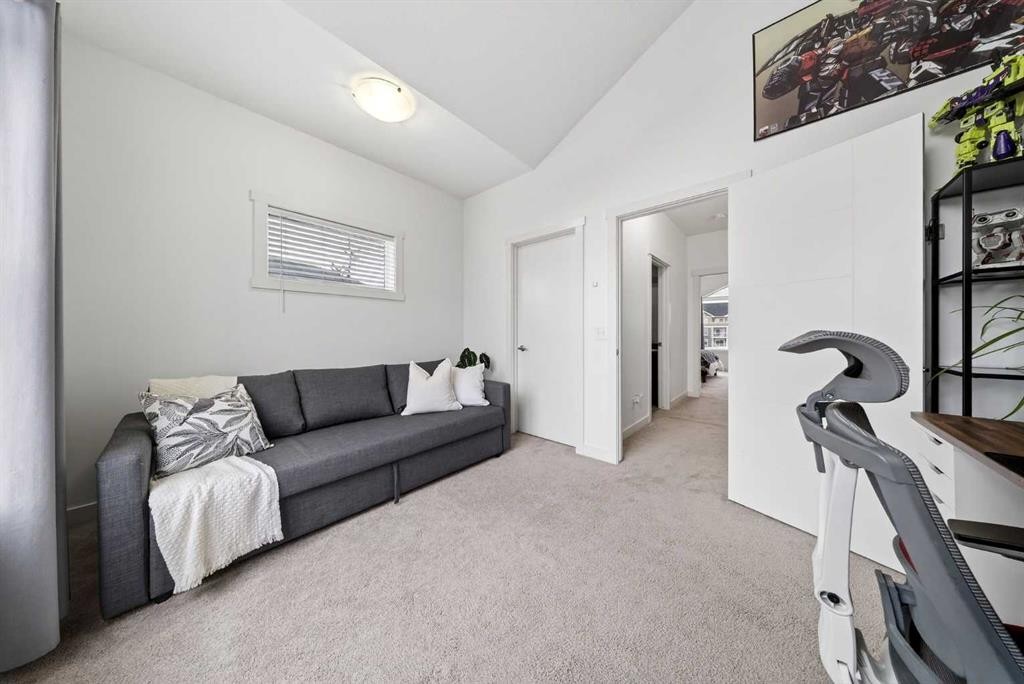 404 Redstone View Ne, Calgary, AB - Indoor