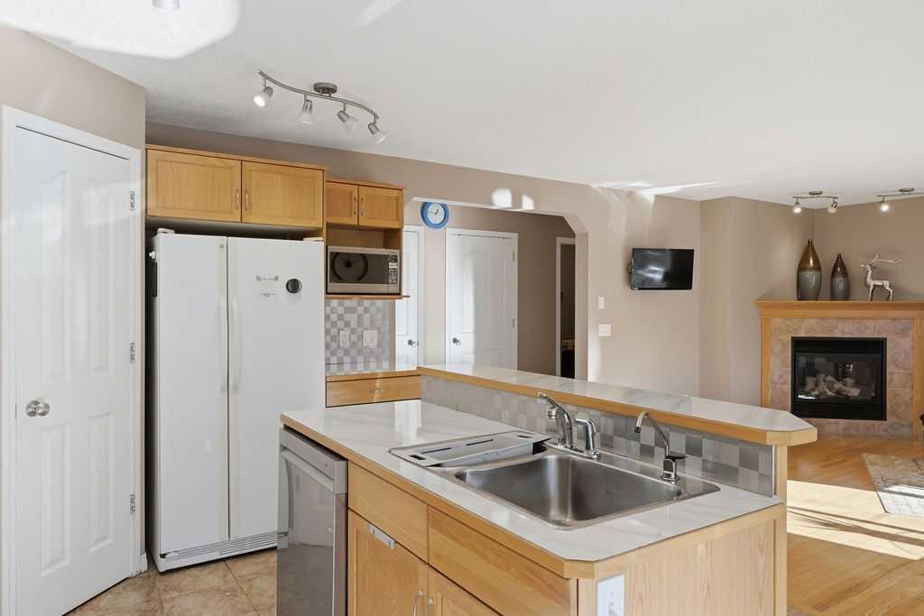 178 Kincora View Nw, Calgary, AB - Indoor Photo Showing Kitchen