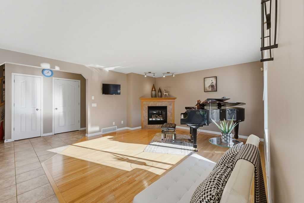 178 Kincora View Nw, Calgary, AB - Indoor With Fireplace
