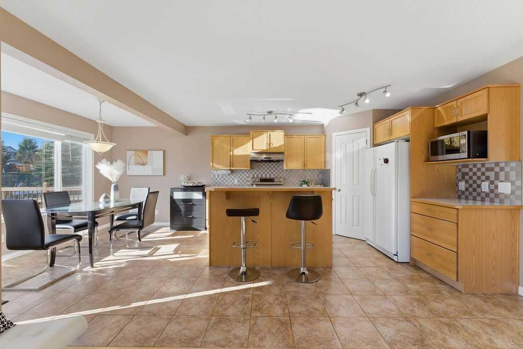 178 Kincora View Nw, Calgary, AB - Indoor Photo Showing Kitchen