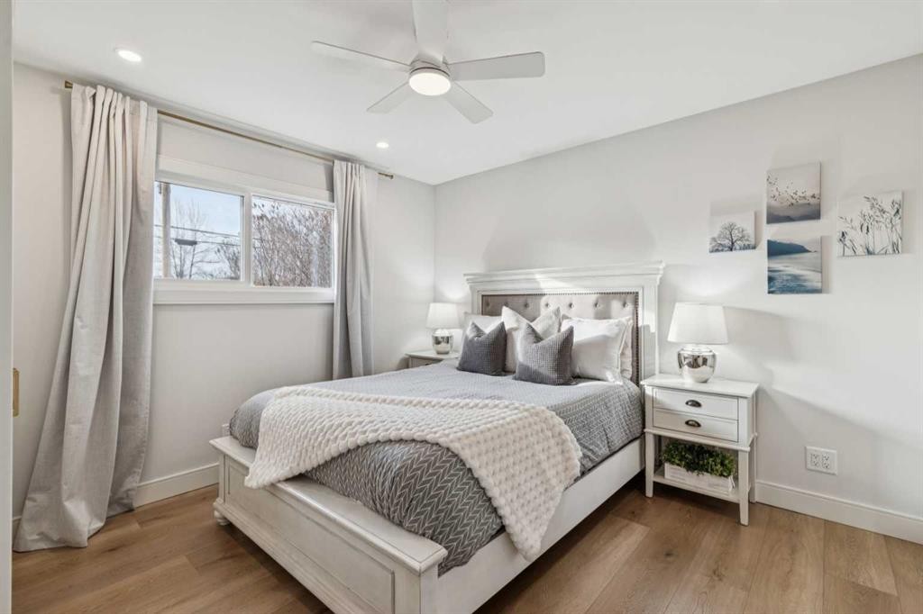 412 Athlone Road Se, Calgary, AB - Indoor Photo Showing Bedroom