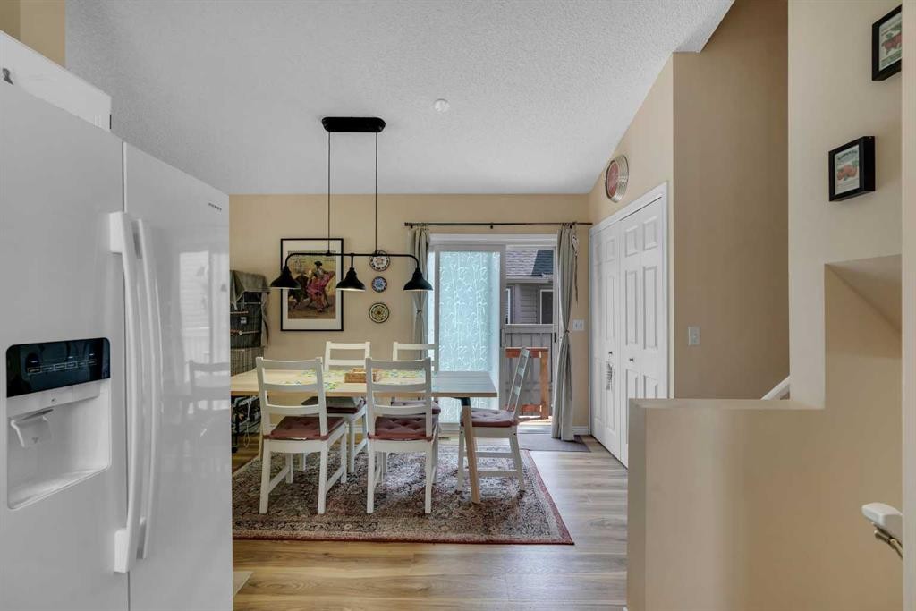 43 Covington Rise Ne, Calgary, AB - Indoor