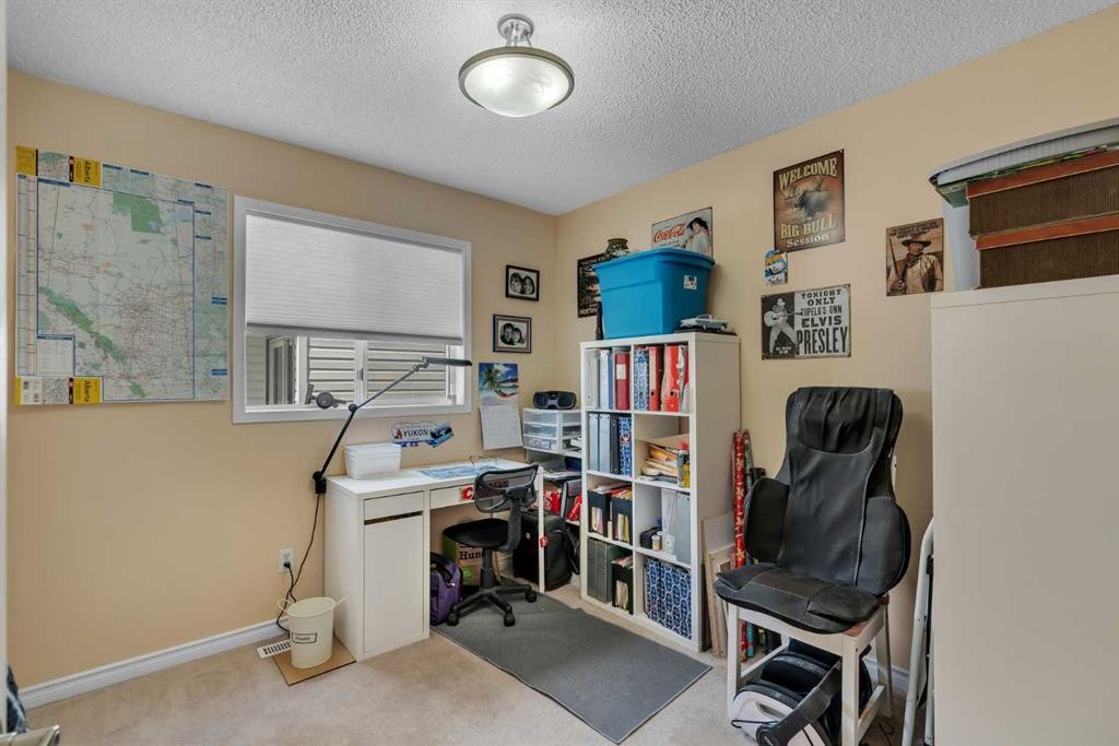 43 Covington Rise Ne, Calgary, AB - Indoor Photo Showing Office