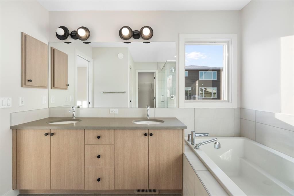 338 Rivercrest Road, Cochrane, AB