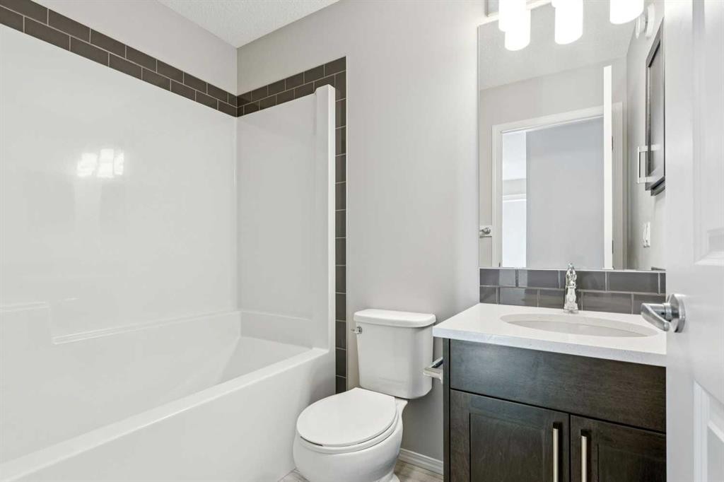 95 Cornerstone Avenue Ne, Calgary, AB - Indoor Photo Showing Bathroom